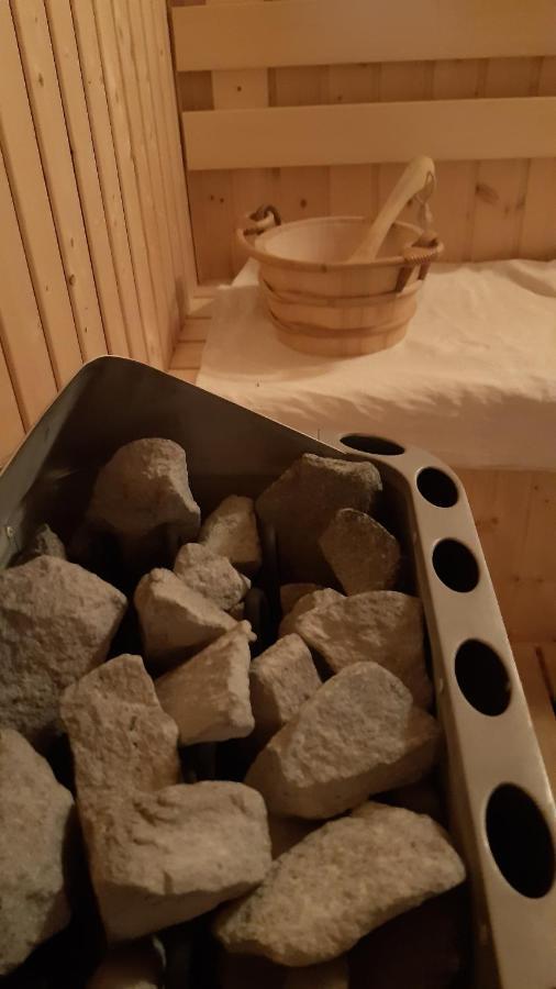 Bajusz Vendeghaz Hotel Tornyosnémeti Exterior foto