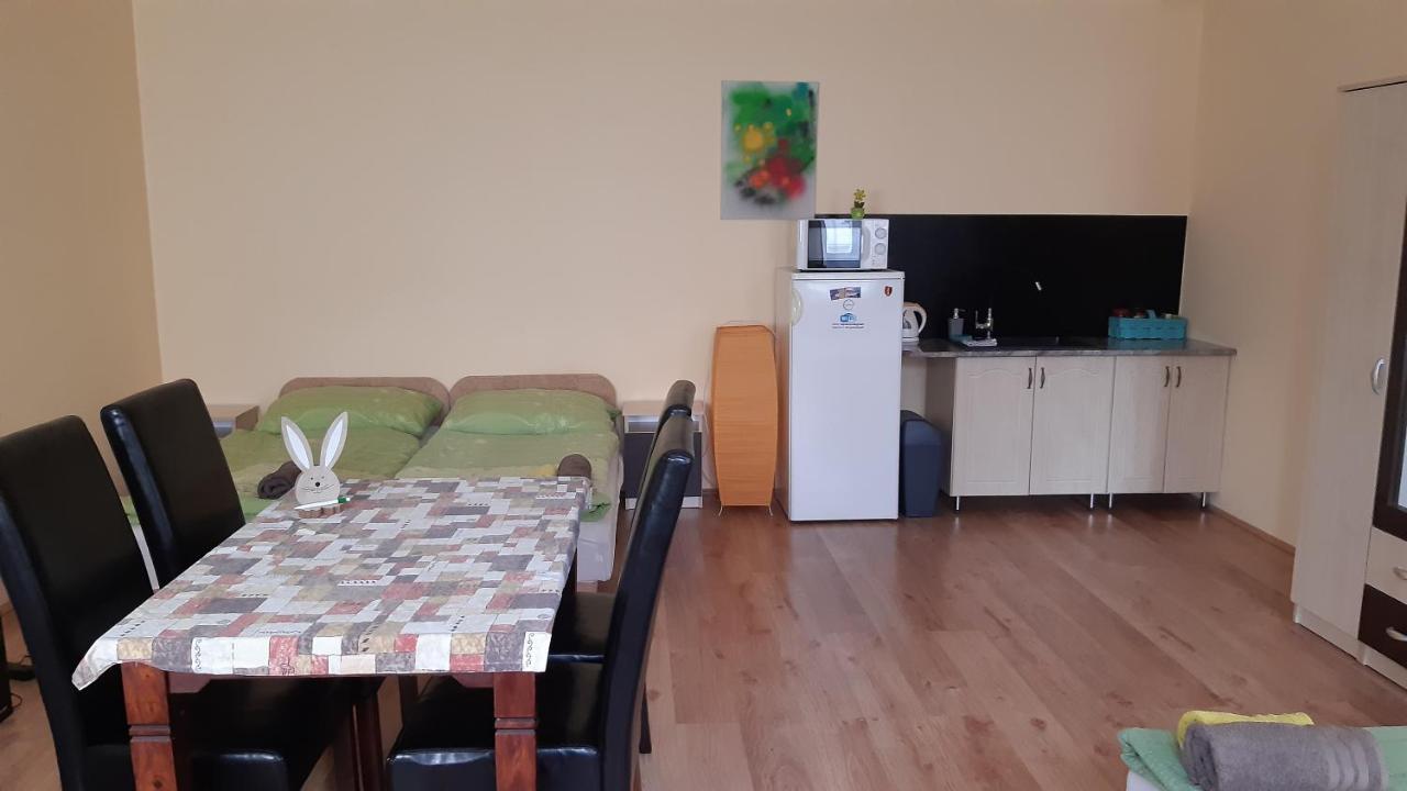 Bajusz Vendeghaz Hotel Tornyosnémeti Exterior foto