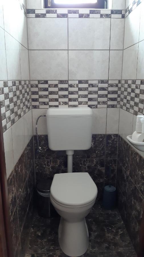 Bajusz Vendeghaz Hotel Tornyosnémeti Exterior foto
