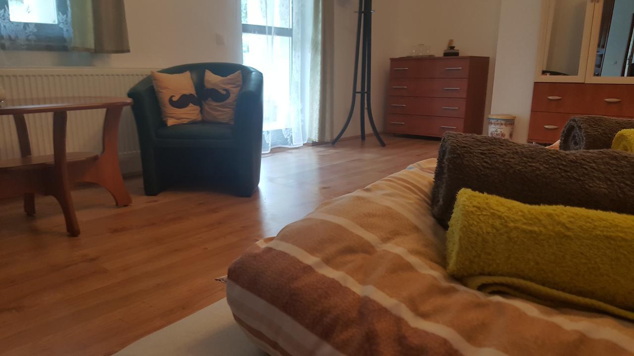 Bajusz Vendeghaz Hotel Tornyosnémeti Exterior foto